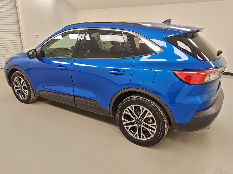 Photo 2 from auction – 2021 FORD ESCAPE with VIN 1FMCU0H62MUA52055