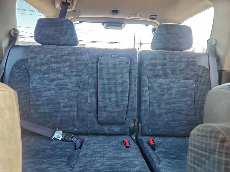 Photo 10 from auction – 2004 HONDA CR-V LX with VIN SHSRD78404U250074