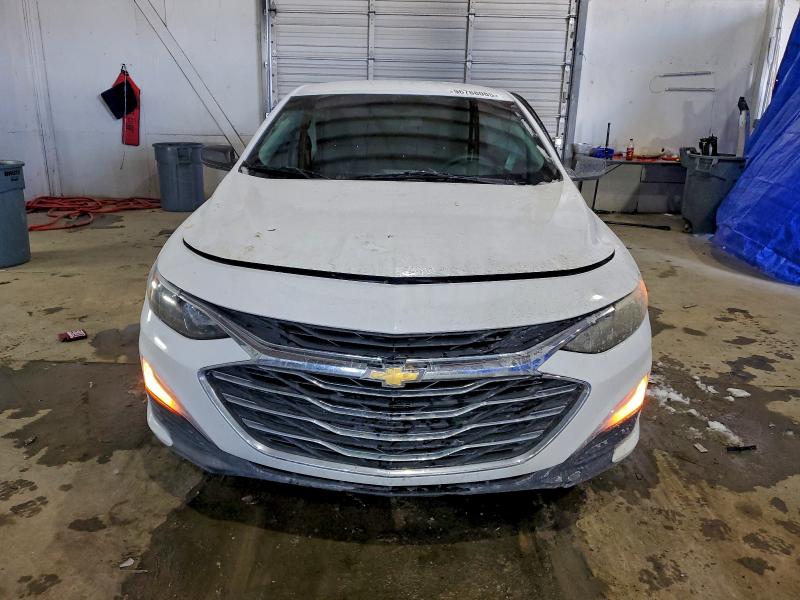 Photo 5 from auction – 2019 CHEVROLET MALIBU with VIN 1G1ZB5ST3KF220019