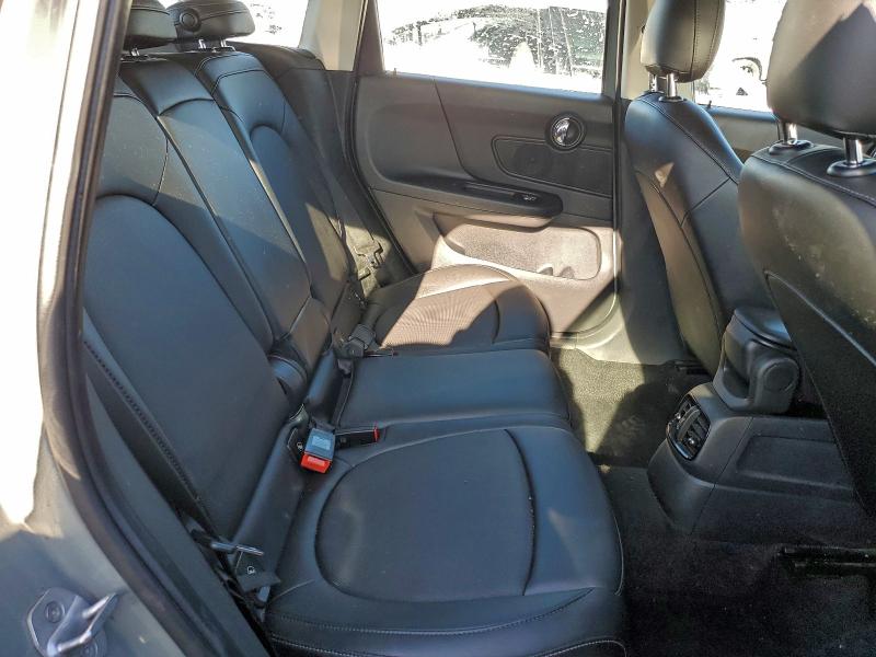 Photo 10 from auction – 2018 MINI COOPER COU with VIN WMZYS7C31J3E07436