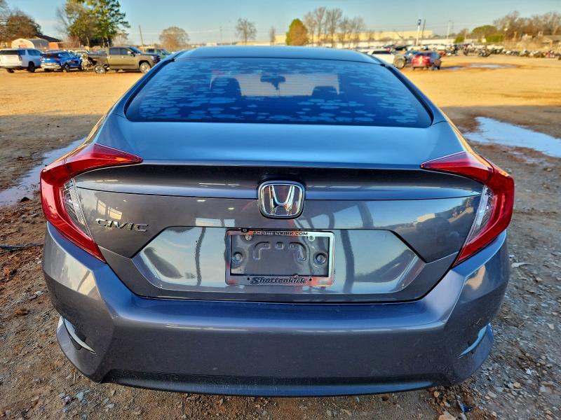 Photo 6 from auction – 2018 HONDA CIVIC LX with VIN 19XFC2F54JE030319