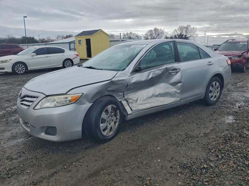TOYOTA CAMRY BASE 2011 с VIN 4T1BF3EK3BU776598 - Фото с аукциона