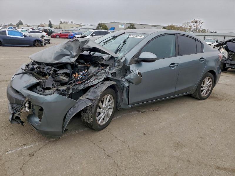 MAZDA 3 I 2012 with VIN JM1BL1V84C1642854 - Photo from auction