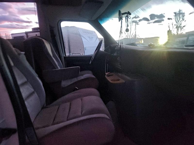 Photo 5 from auction – 1992 WINNEBAGO MINI WINNIE with VIN 1FDKE30G0NHB16876