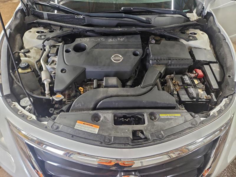 Photo 11 from auction – 2013 NISSAN ALTIMA 2.5 with VIN 1N4AL3AP1DC247983