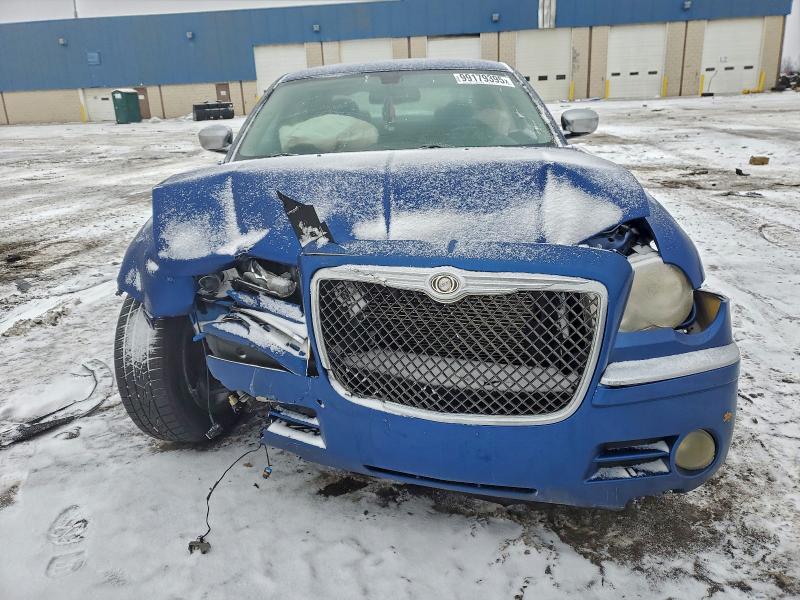 Photo 5 from auction – 2010 CHRYSLER 300 LIMITE with VIN 2C3CA3CV2AH324328
