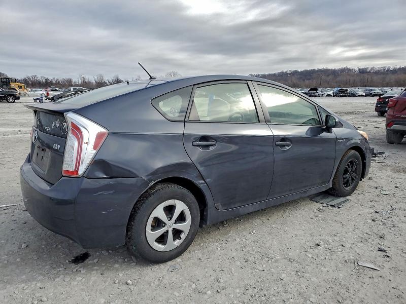 Photo 3 from auction – 2012 TOYOTA PRIUS with VIN JTDKN3DUXC1604582