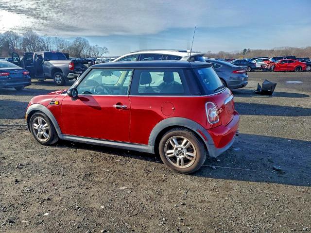 Photo 2 from auction – 2013 MINI COOPER with VIN WMWSU3C52DT549240