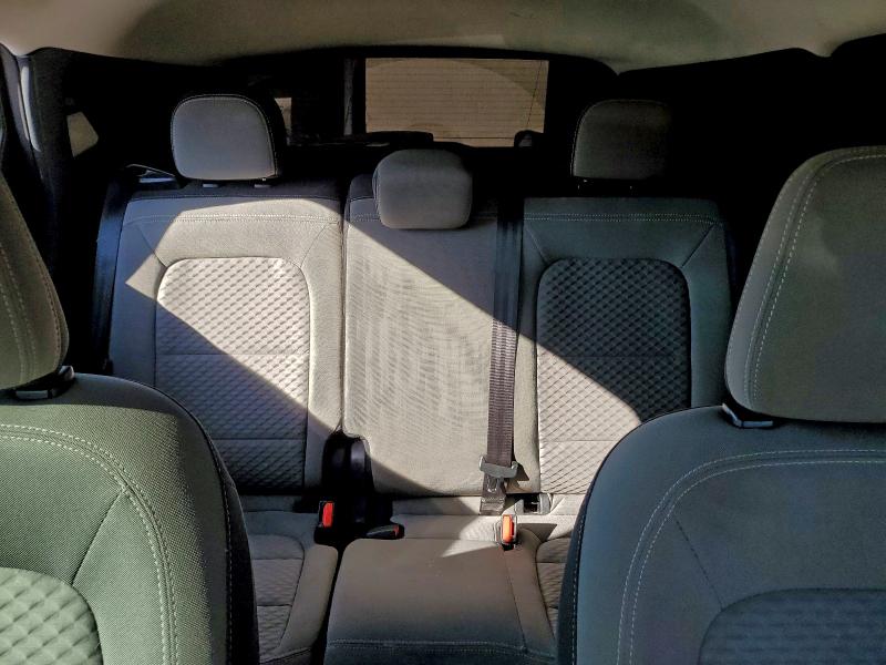 Photo 10 from auction – 2022 FORD ESCAPE with VIN 1FMCU0G69NUB96415