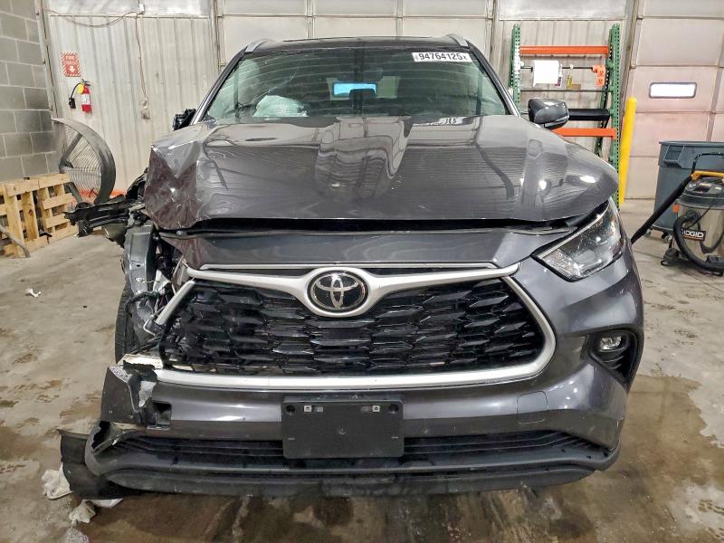 Photo 5 from auction – 2025 TOYOTA HIGHLANDER with VIN 5TDKBRCH9SS664242