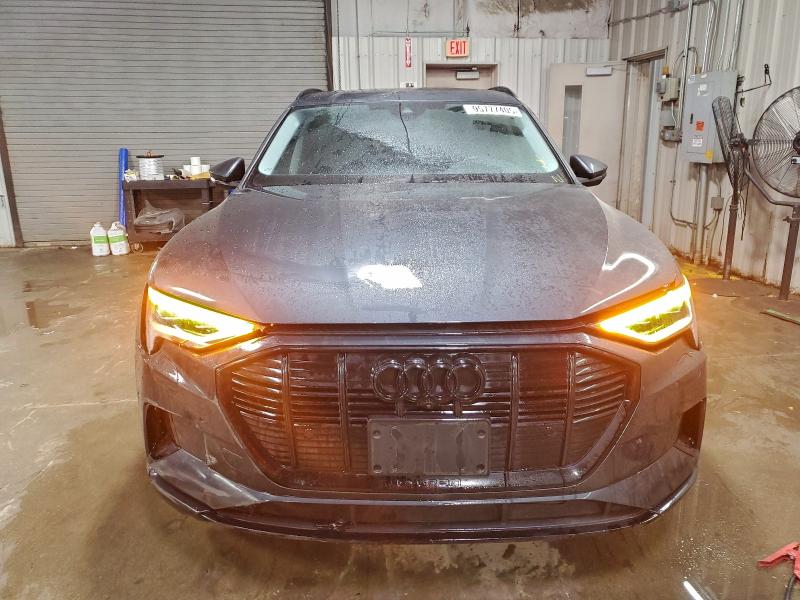 Photo 5 from auction – 2022 AUDI E-TRON PRE with VIN WA1AAAGE5NB032778