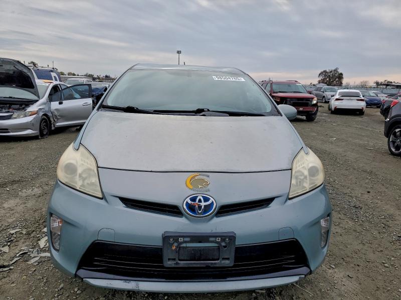Photo 5 from auction – 2014 TOYOTA PRIUS with VIN JTDKN3DU3E1748607