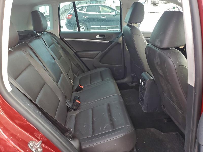 Photo 10 from auction – 2016 VOLKSWAGEN TIGUAN COM with VIN WVGJV7AX2GW079541