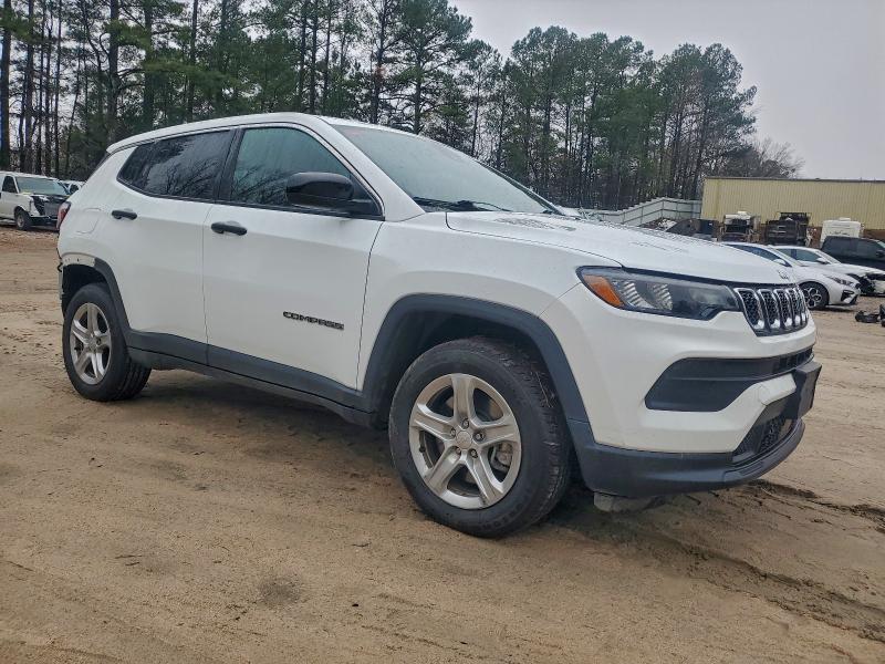 Photo 4 from auction – 2023 JEEP COMPASS SP with VIN 3C4NJDAN9PT547902