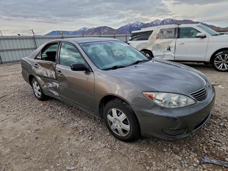 Photo 4 from auction – 2005 TOYOTA CAMRY LE with VIN JTDBE32K353025202