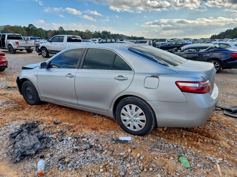 Photo 2 from auction – 2007 TOYOTA CAMRY CE with VIN 4T1BE46K17U705298