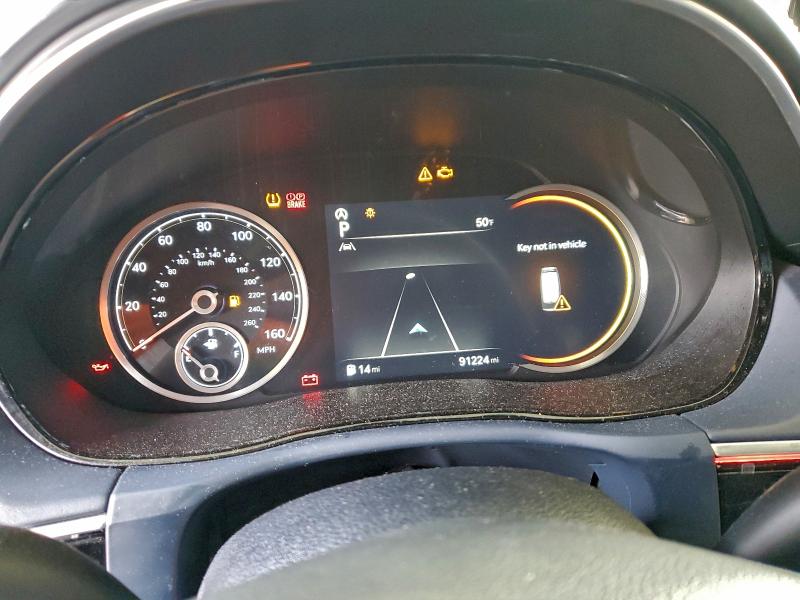 Photo 9 from auction – 2022 GENESIS GV70 BASE with VIN KMUMCDTC1NU012757