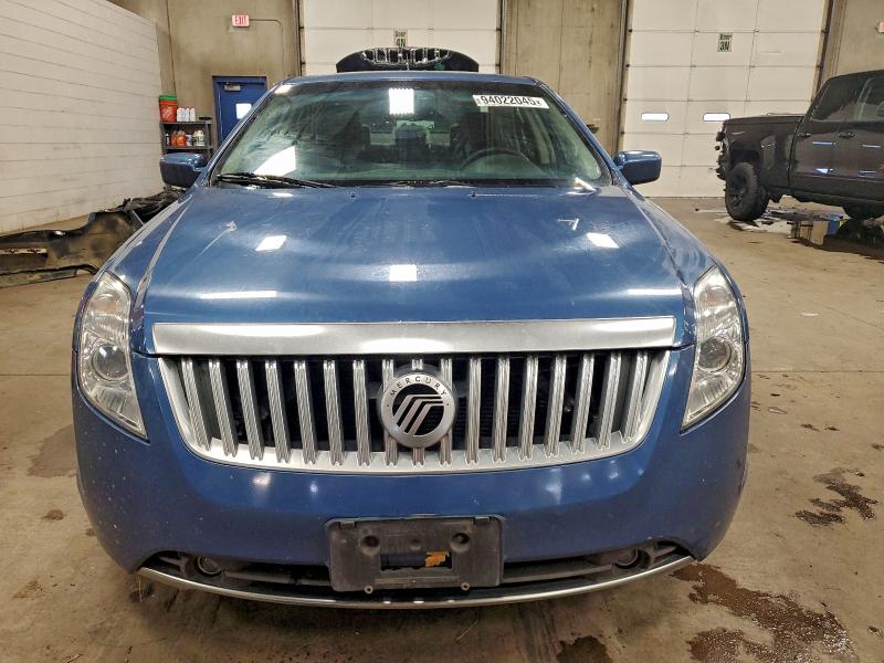 Photo 5 from auction – 2010 MERCURY MILAN with VIN 3MEHM0JGXAR641403