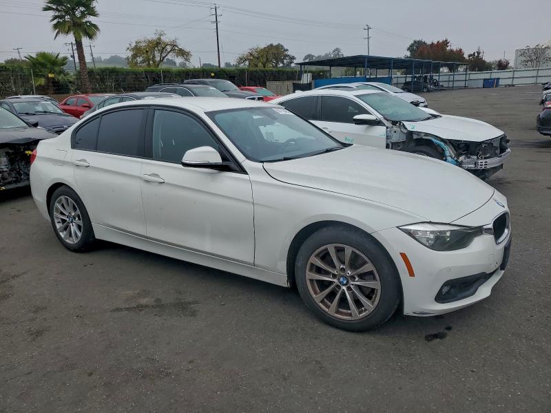 Photo 4 from auction – 2016 BMW 320 I with VIN WBA8E1G50GNT34826