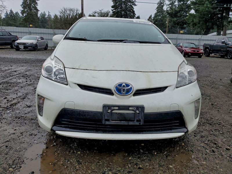 Photo 5 from auction – 2015 TOYOTA PRIUS with VIN JTDKN3DU8F0430179