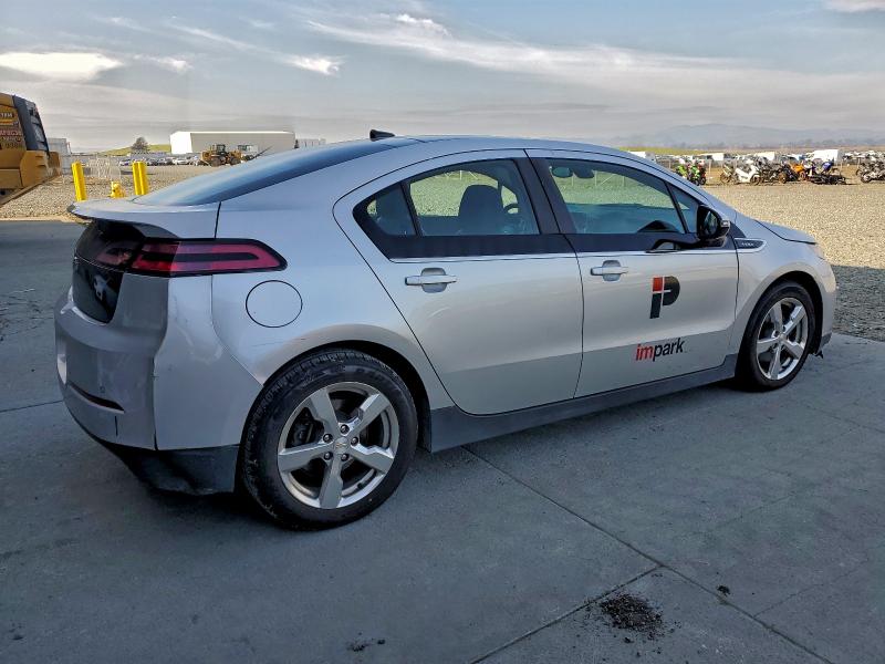 Photo 3 from auction – 2011 CHEVROLET VOLT with VIN 1G1RD6E43BU100110