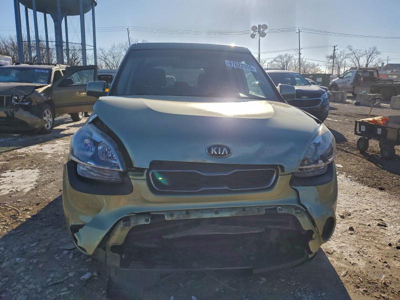 Photo 5 from auction – 2013 KIA SOUL with VIN KNDJT2A51D7575464