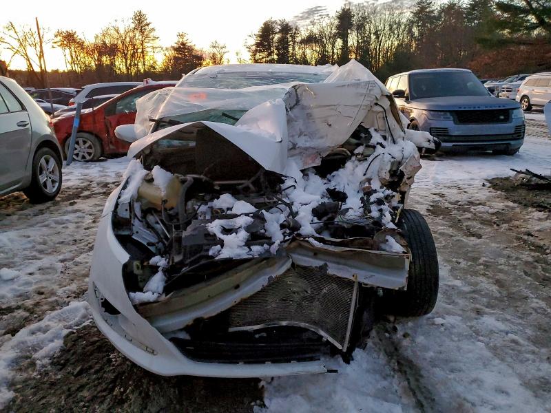 Photo 5 from auction – 2015 FORD FIESTA SE with VIN 3FADP4BJXFM199709