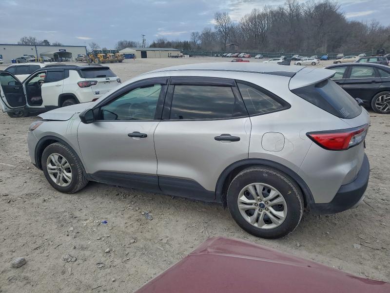 Photo 2 from auction – 2020 FORD ESCAPE S with VIN 1FMCU0F66LUA05953