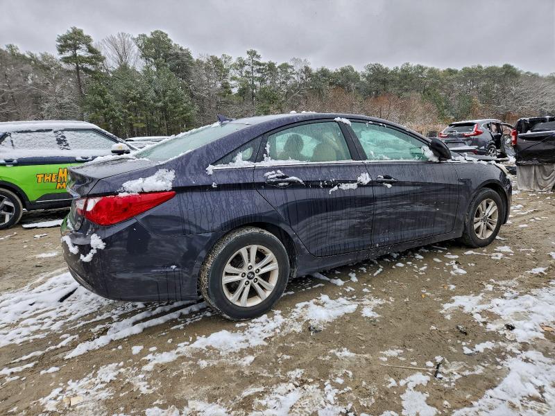 Photo 3 from auction – 2011 HYUNDAI SONATA GLS with VIN 5NPEB4AC4BH141935
