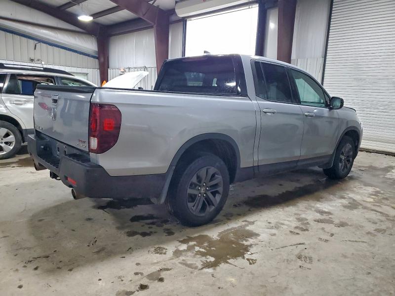 Zdjęcie 3 z aukcji – 2023 HONDA RIDGELINE z VIN 5FPYK3F13PB047301