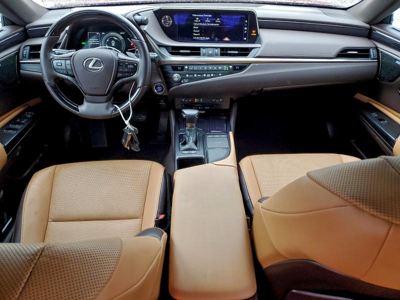 Photo 8 from auction – 2021 LEXUS ES 300H with VIN 58ADA1C12MU012338