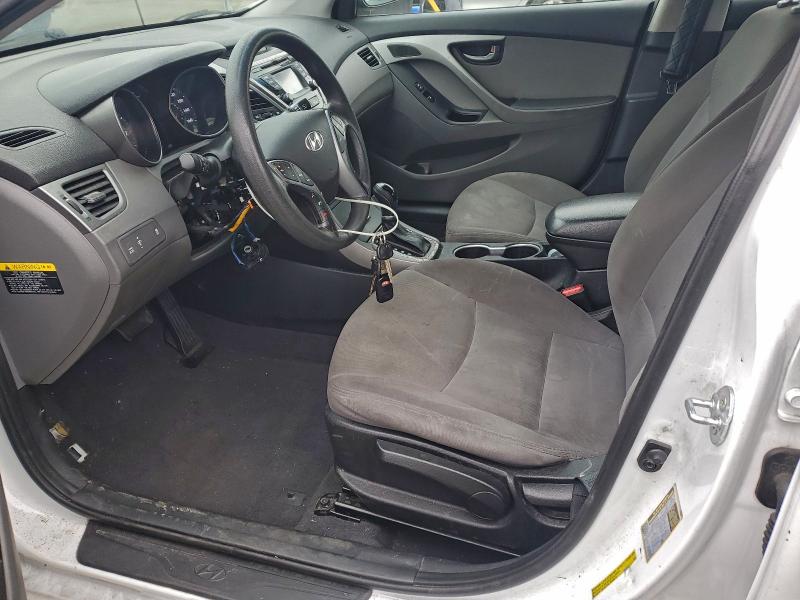 Photo 7 from auction – 2016 HYUNDAI ELANTRA SE with VIN 5NPDH4AE2GH745549