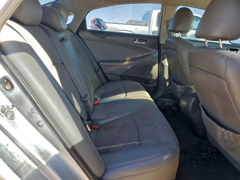 Photo 10 from auction – 2011 HYUNDAI SONATA SE with VIN 5NPEC4AC0BH080905
