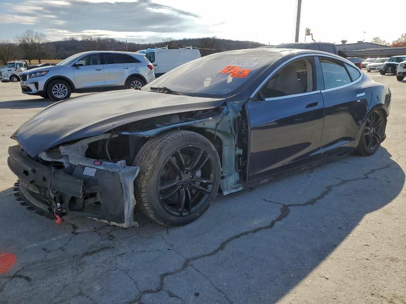 TESLA MODEL S 2014 with VIN 5YJSA1H14EFP52611 - Photo from auction