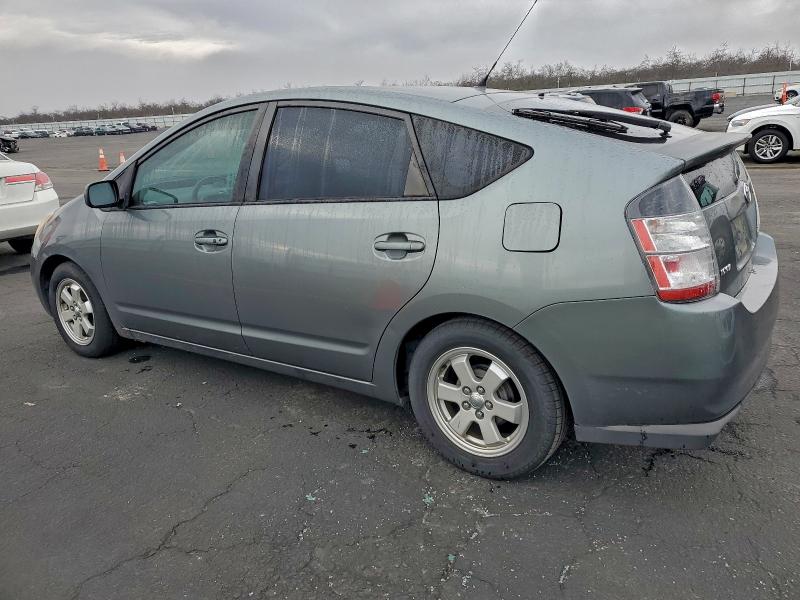 Photo 2 from auction – 2005 TOYOTA PRIUS with VIN JTDKB20U153066211