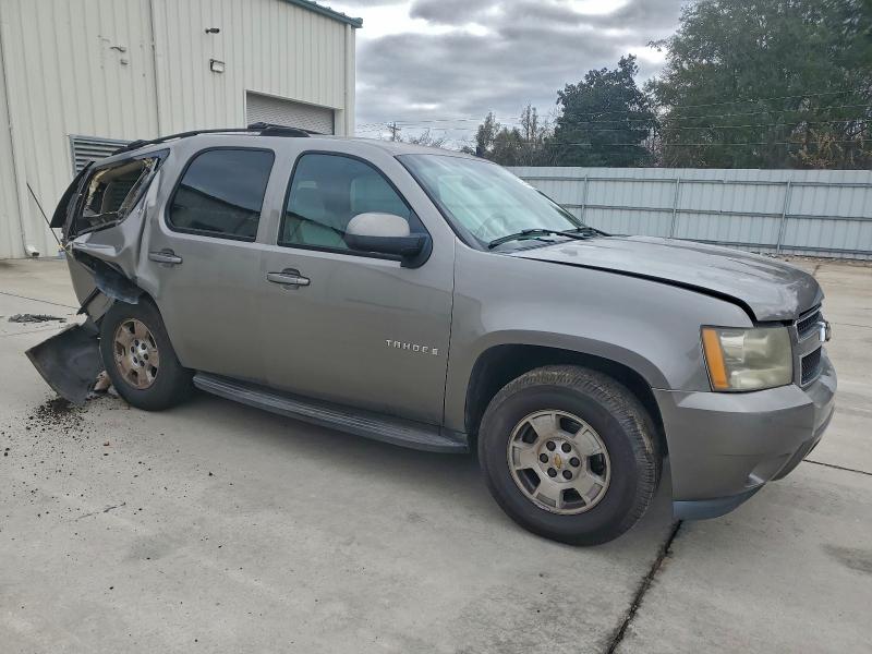 Photo 4 from auction – 2007 CHEVROLET TAHOE with VIN 1GNFC13J77R116191
