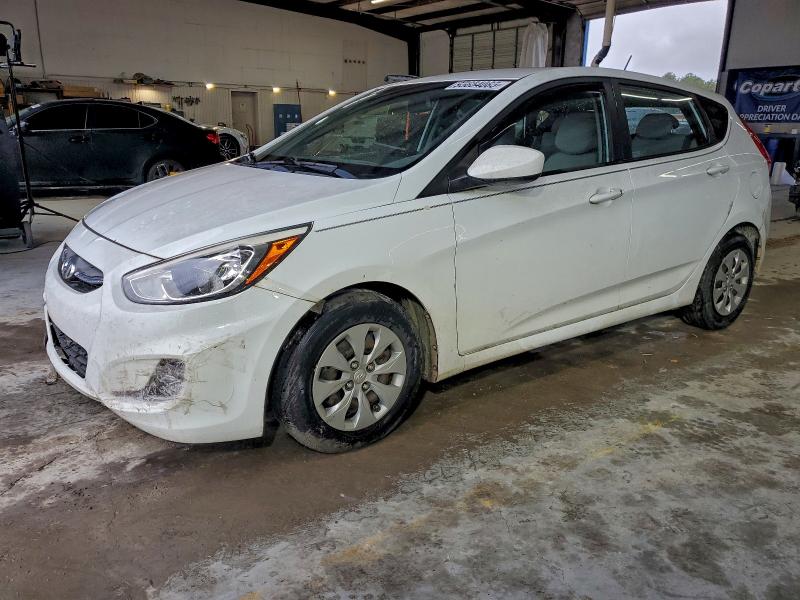 HYUNDAI ACCENT SE 2016 with VIN KMHCT5AEXGU285221 - Photo from auction