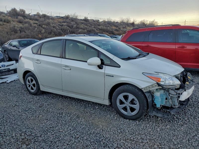 Photo 4 from auction – 2015 TOYOTA PRIUS with VIN JTDKN3DU1F1878077