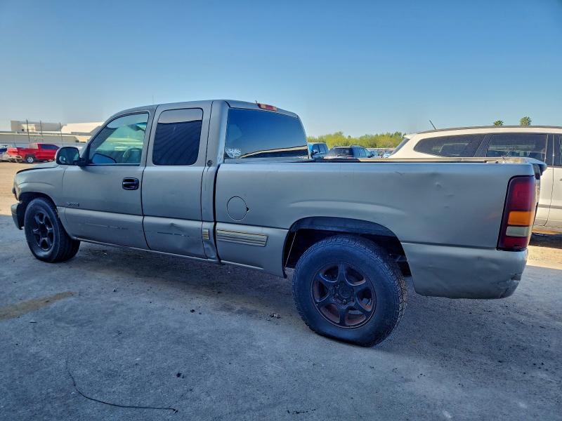 Photo 2 from auction – 2001 CHEVROLET SILVERADO with VIN 2GCEC19V011236171