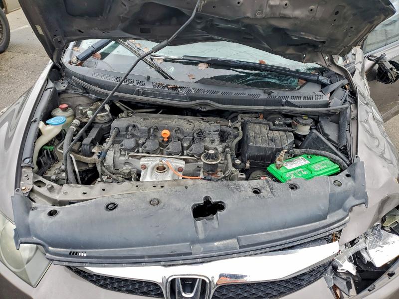 Photo 11 from auction – 2011 HONDA CIVIC LX with VIN 19XFA1F57BE019865