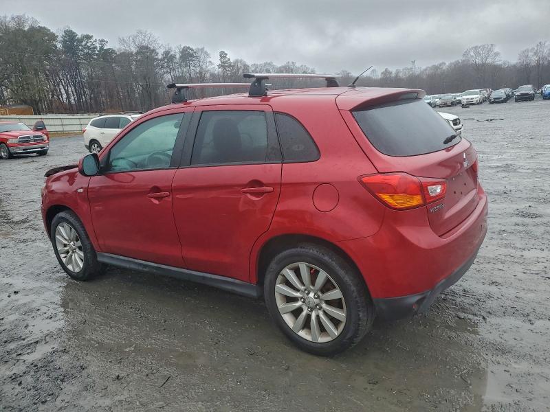 Photo 2 from auction – 2015 MITSUBISHI OUTLANDER with VIN 4A4AR3AUXFE036943