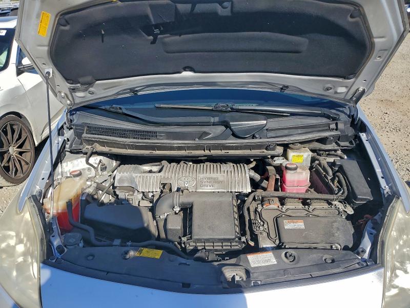 Photo 11 from auction – 2015 TOYOTA PRIUS with VIN JTDKN3DU0F0443167