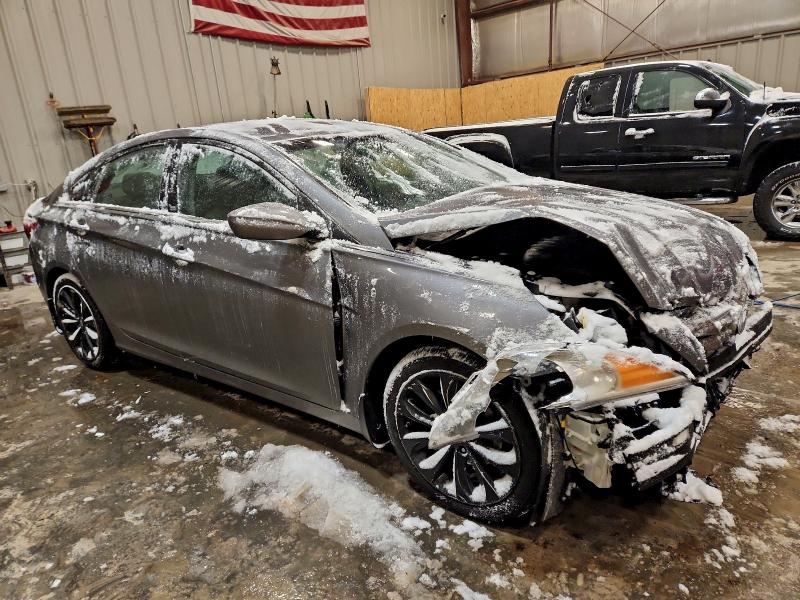 Photo 4 from auction – 2011 HYUNDAI SONATA SE with VIN 5NPEC4AC8BH247804