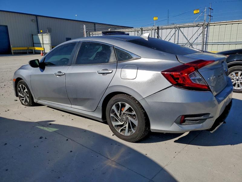 Photo 2 from auction – 2017 HONDA CIVIC EX with VIN 19XFC2F76HE067075