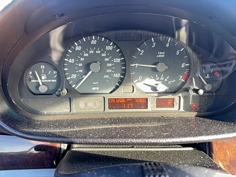 Photo 8 from auction – 2005 BMW 325 CI with VIN WBABW33465PL38876