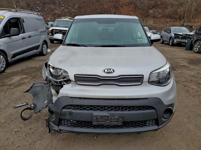 Photo 5 from auction – 2019 KIA SOUL with VIN KNDJN2A29K7688298