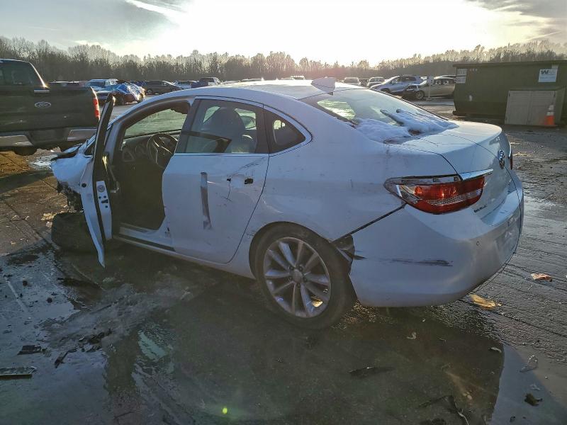 Photo 2 from auction – 2015 BUICK VERANO with VIN 1G4PS5SK8F4169877