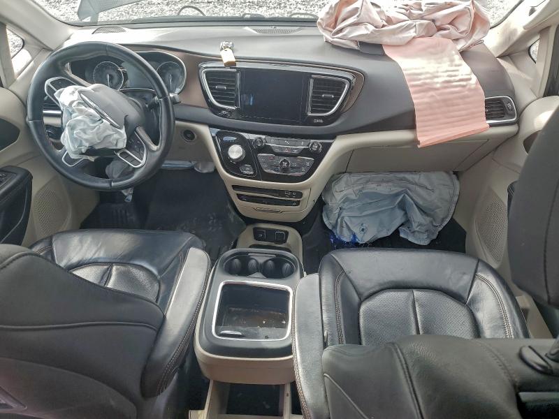 Photo 8 from auction – 2018 CHRYSLER PACIFICA T with VIN 2C4RC1EG8JR188865