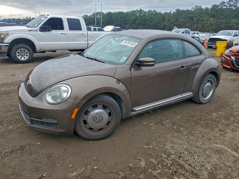 VOLKSWAGEN BEETLE 2012 with VIN 3VWJX7ATXCM620130 - Photo from auction