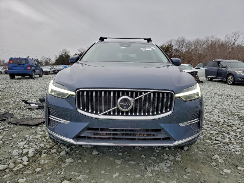 Photo 5 from auction – 2022 VOLVO XC60 B6 IN with VIN YV4062RL9N1920666
